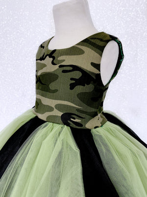 V-Back Green Black Tulle Camo Cotton Sleeveless Gown
