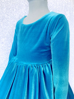 Chic Winter Long Sleeve V-Back Velvet Stretchy Turquoise Blue Gown
