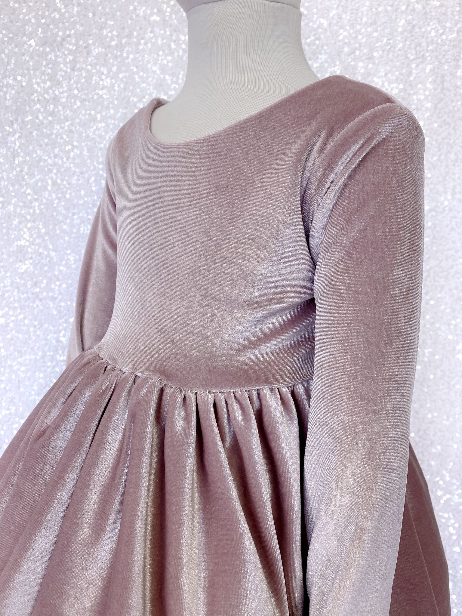 Long Sleeve Velvet Stretchy V-Back Blush Pink Dress