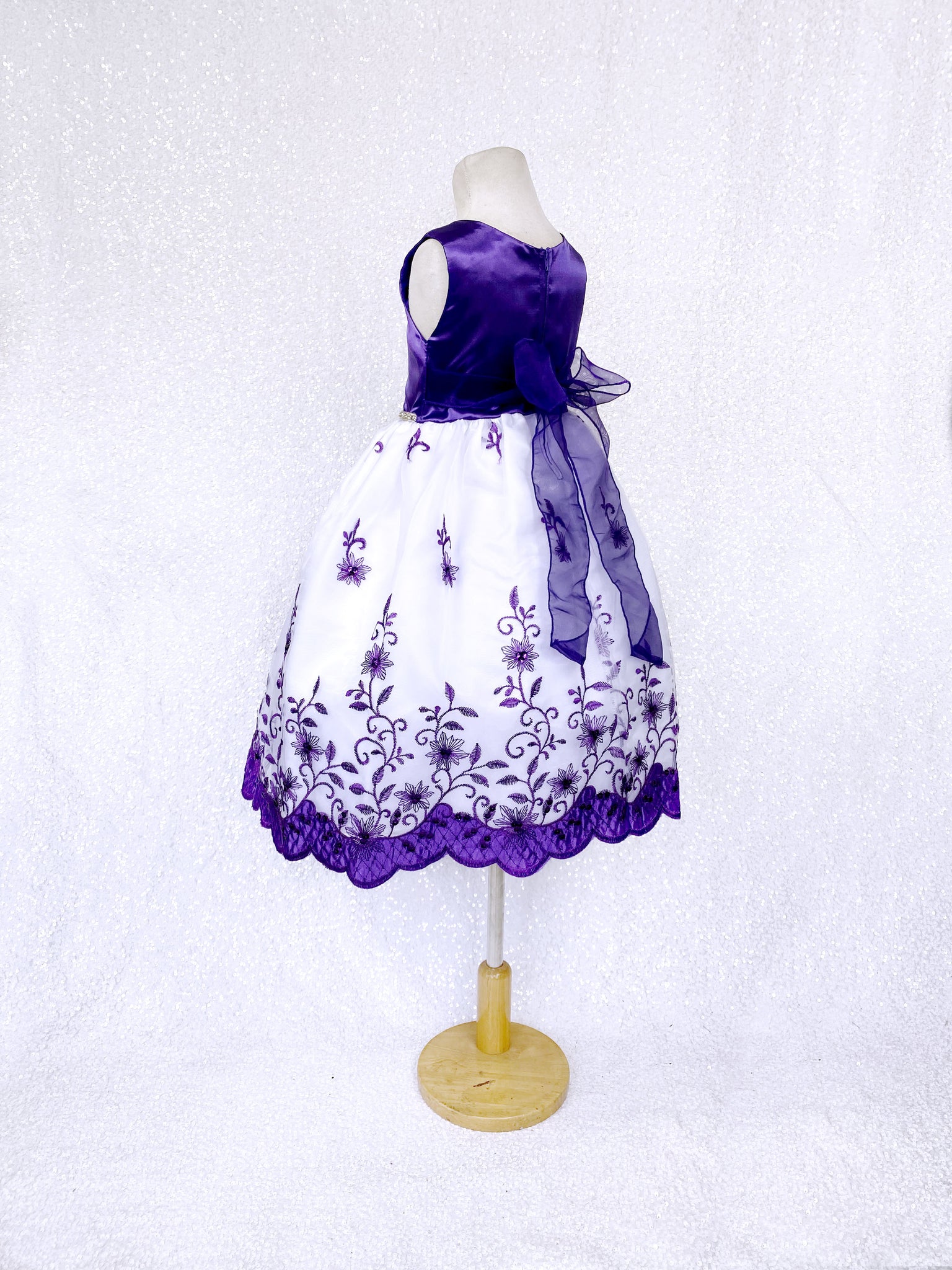 Andy Brokee Embroidery Flower Purple Satin Sleeveless Gown