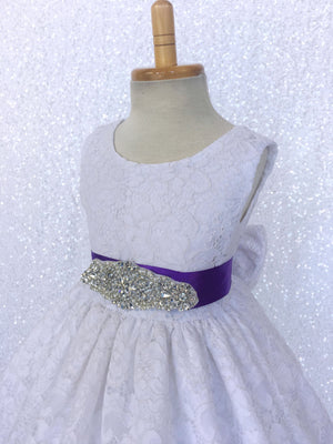 White French Lace V-Back Sleeveless Dress Rhinestone Bow Navy Blue Sash