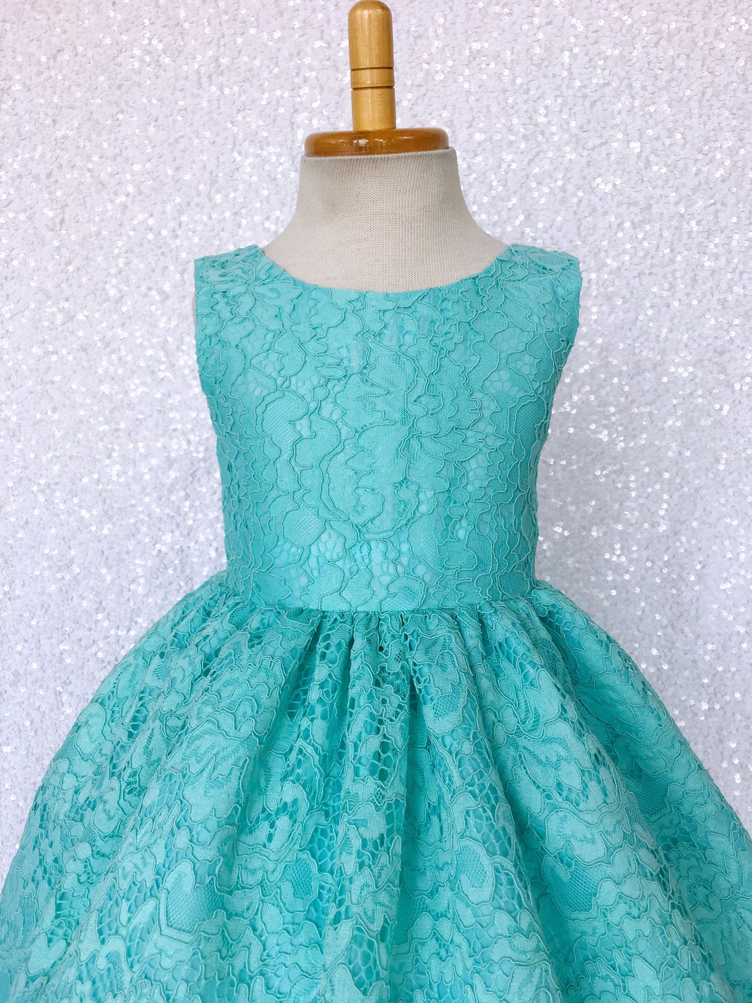 Aqua Blue V-Back Sleeveless French Lace Gown Bow