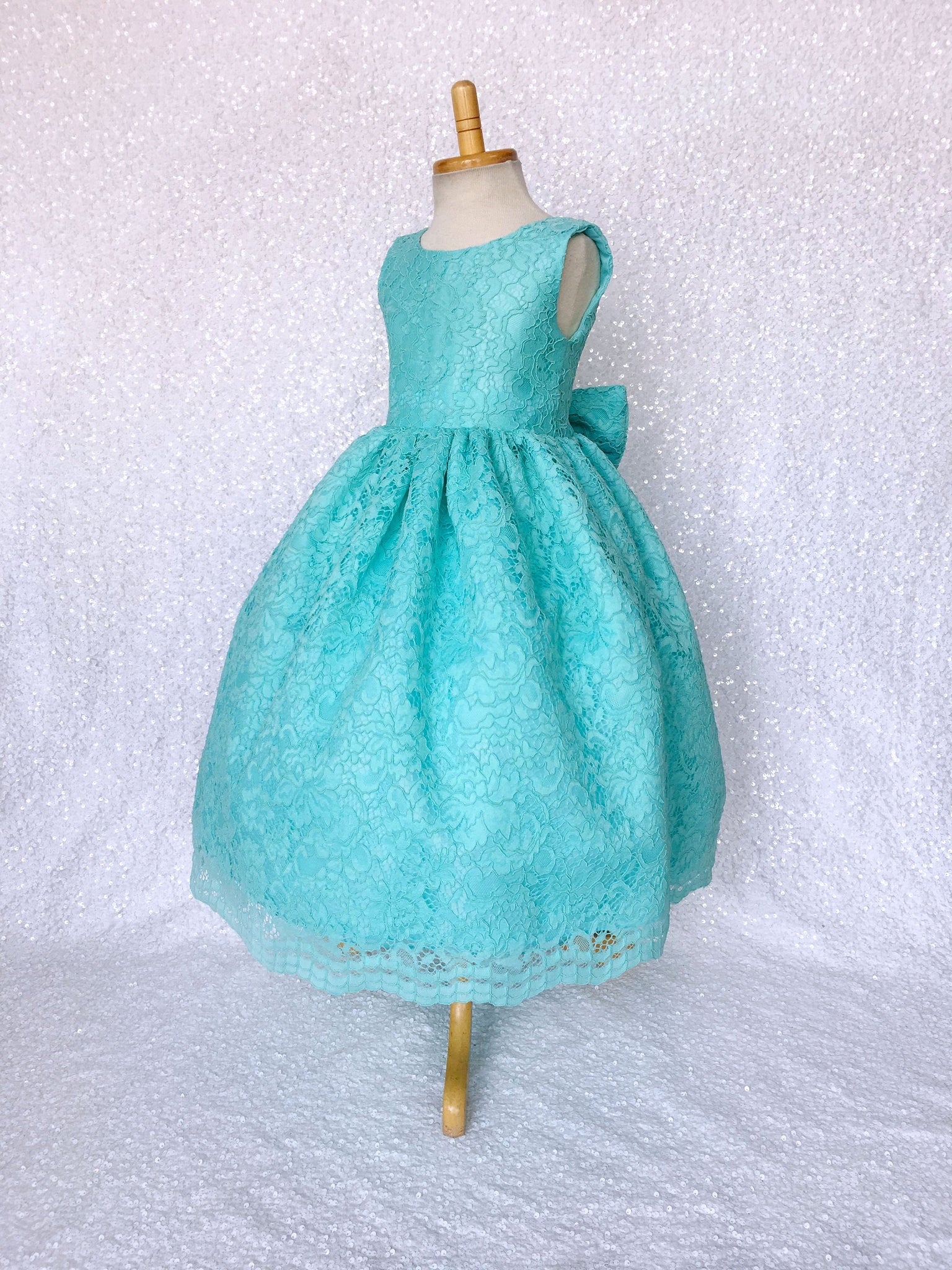 Aqua Blue V-Back Sleeveless French Lace Gown Bow