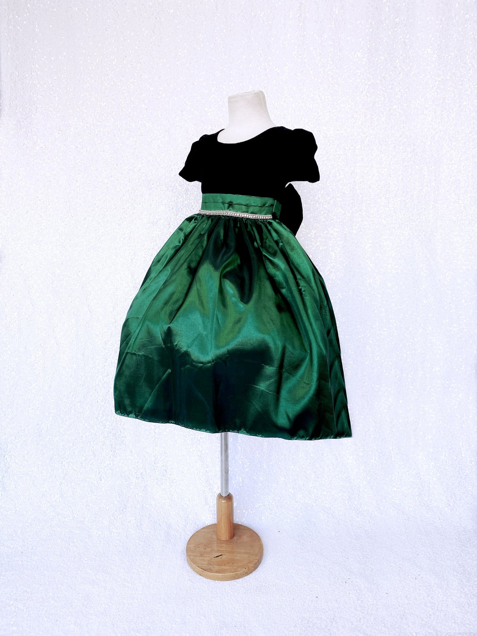 Hunter Green Taffeta Velvet Black Short Sleeve Gown