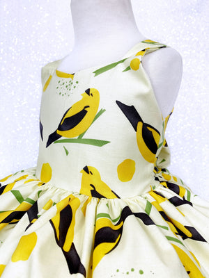 Spring Yellow Bird Knee Length Sleeveless Gown